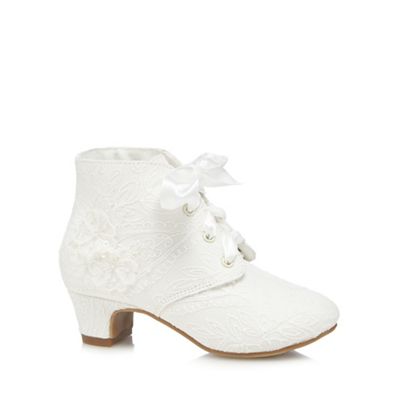Girls' ivory lace self tie heeled boots